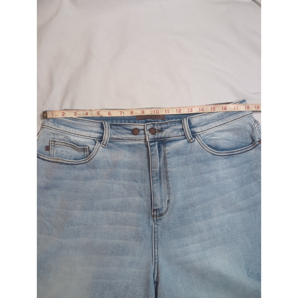 2x Judy Blue Shorts Womens 3XL Mom Denim Elastic Waist Distressed Denim - Picture 7 of 15